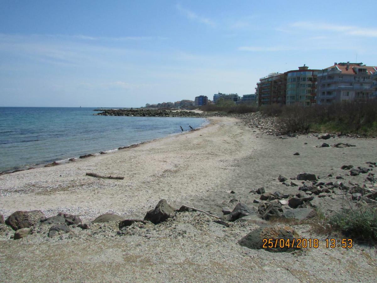 Синият Залив Pomorie Bagian luar foto